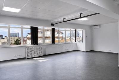 Spațiu comercial, de 236 mp, în Central