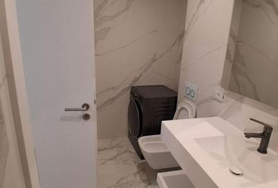 Apartament cu 3 camere, mobilat în Central
