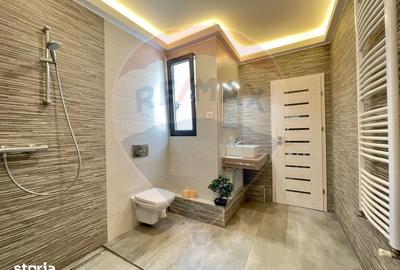 Spațiu comercial, de 82 mp, în Central - 2