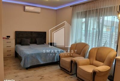 Casă cu 4 camere semidecomandat în Poiana Mare