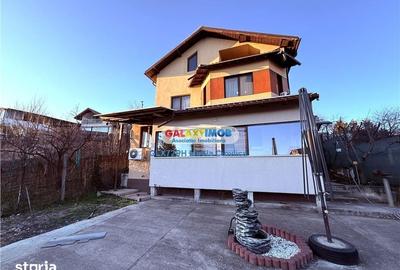 Casă cu 3 camere cu Teren 250 Mp în Central - 1