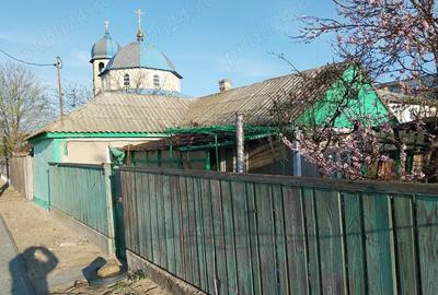 Casă cu 4 camere în Sulina