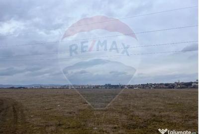 Teren de 4500 mp, în Ștrand - 1