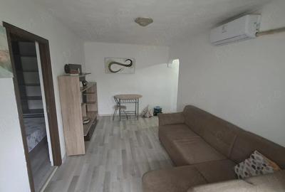 Apartament cu 2 camere semidecomandat în Km 4