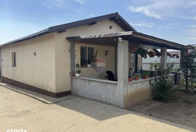 Casă cu 4 camere cu Teren 720 Mp în Central