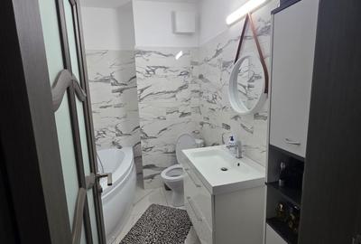 Apartament cu 2 camere decomandat în Central