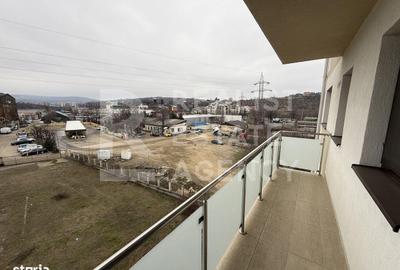 Apartament cu 4 camere decomandat, mobilat în Bucium - 2