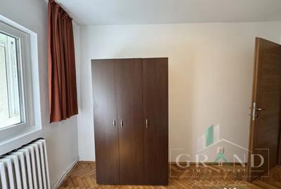 Apartament cu 3 camere decomandat în Zorilor - 9