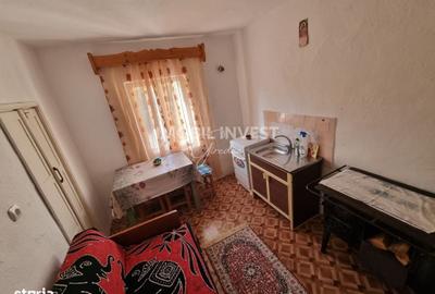 Apartament cu 3 camere în Gojeiești