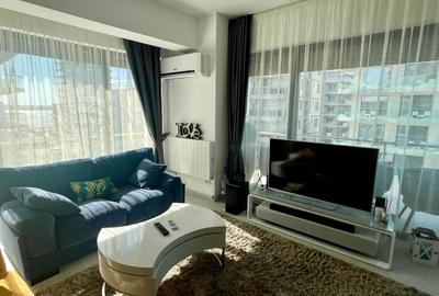 Apartament cu 3 camere semidecomandat, mobilat în Nord