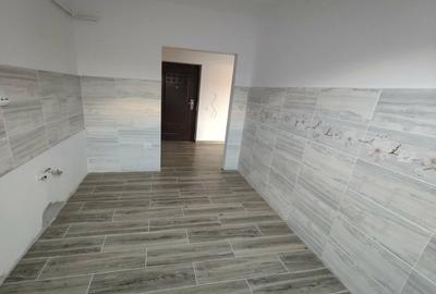 Garsonieră decomandată în Florești - 8