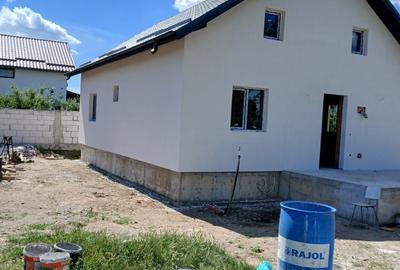 Casă cu 4 camere în Buturugeni - 16