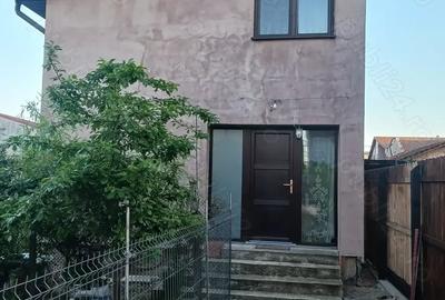 Casă cu 3 camere în Central - 2