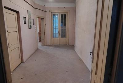 Casă cu 12 camere cu Teren 160 Mp în Dorobanți - 7