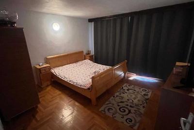 Casă individuală cu 4 camere cu Canalizare în Florilor - 5