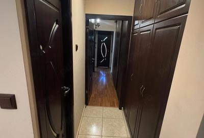 Apartament cu 3 camere decomandat în Rogerius - 9