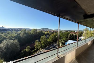 Apartament cu 3 camere în Ștefan cel Mare