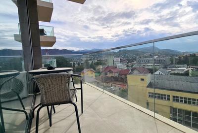 Apartament cu 2 camere semidecomandat în Brașovul Vechi