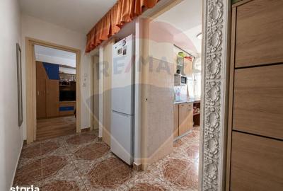 Apartament cu 2 camere semidecomandat, mobilat în Km 4 - 6