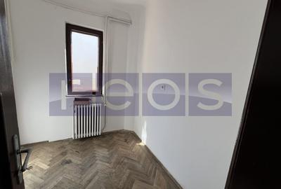 Apartament cu 4 camere circular în 1 Mai - 10