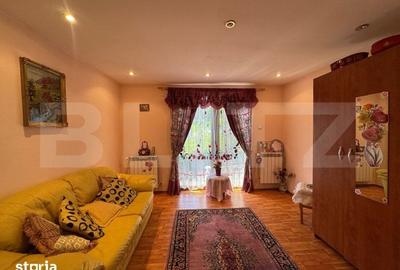 Casă cu 9 camere cu Teren 303 Mp în Central