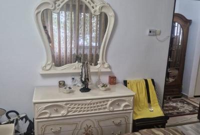 Apartament cu 2 camere semidecomandat în Micro 3 - 8