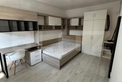 Garsonieră semidecomandată, mobilată în Mărăști