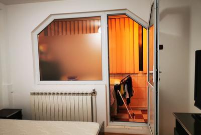 Apartament cu 3 camere decomandat în Brâncoveanu