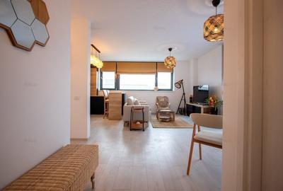 Apartament cu 2 camere decomandat, mobilat în Torontalului