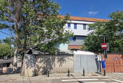 Teren de 410 mp, în Barbu Văcărescu - 1