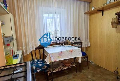 Apartament cu 2 camere decomandat în E3