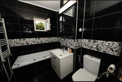 Apartament cu 2 camere decomandat în Micro 17