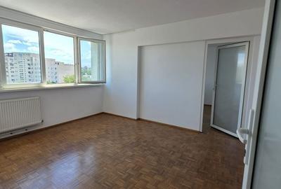 Apartament cu 2 camere semidecomandat în Tineretului