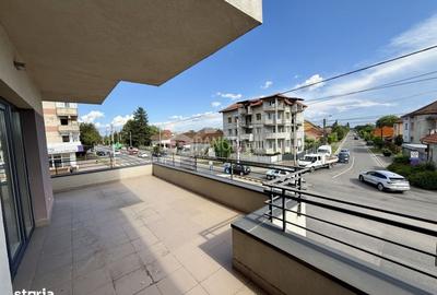 Apartament cu 3 camere în Micro 17