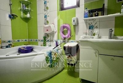 Casă individuală cu 9 camere cu Canalizare în Crângași - 11