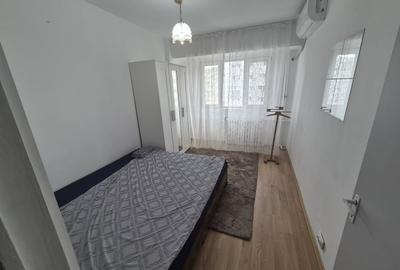 Apartament cu 3 camere decomandat în Basarab - 1