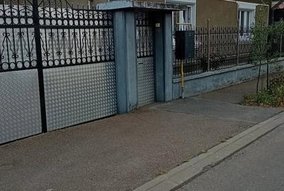 Casă cu 3 camere cu Teren 250 Mp în Tokai