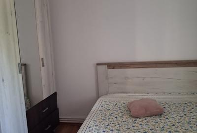 Apartament cu 2 camere decomandat în Km 4-5 - 2