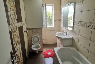 Apartament cu 3 camere decomandat în Vasile Alecsandri