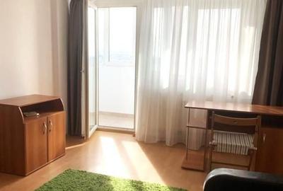 Garsonieră decomandată, mobilată în Titulescu