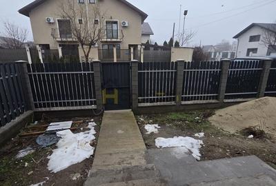 Duplex cu 4 camere cu Canalizare în Central - 11