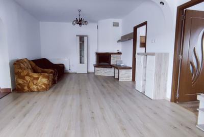 Apartament cu 5 camere decomandat, mobilat în Ghiroda - 1