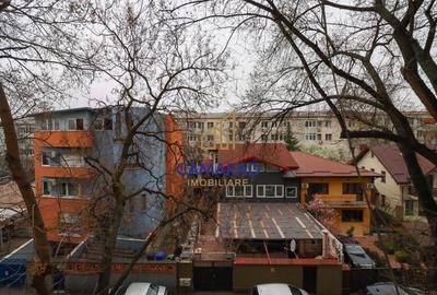 Apartament cu 3 camere decomandat, mobilat în Basarabia - 17