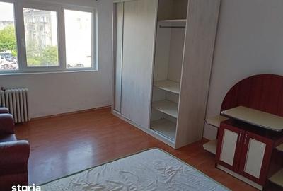 Garsonieră decomandată în Nufărul - 3
