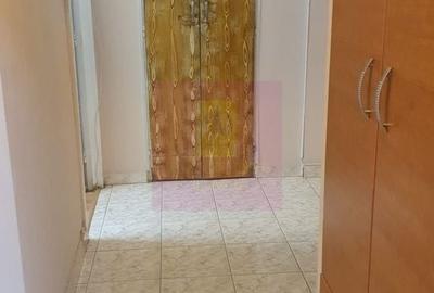 Apartament cu 3 camere decomandat în Morarilor