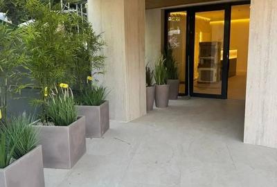 Apartament cu 4 camere în Central