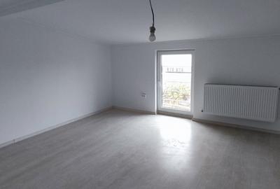 Casă cu 5 camere cu Teren 27.5 Mp în Giurgiului - 18