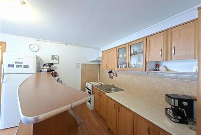 Apartament cu 3 camere decomandat, mobilat în Central - 3