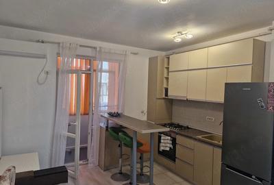 Apartament cu 2 camere decomandat în Roșu - 3