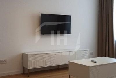 Apartament cu 3 camere semidecomandat, mobilat în Central - 2